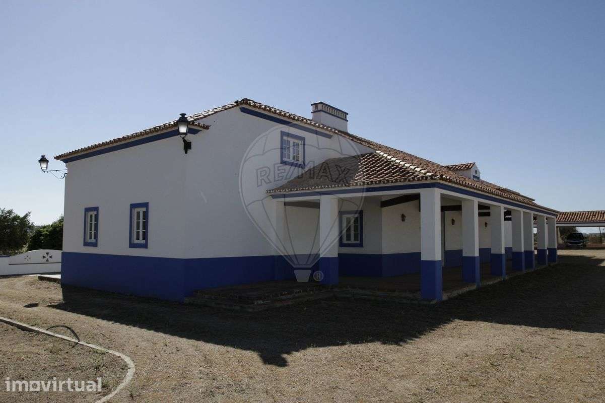 Herdade  para venda - Grande imagem: 2/34