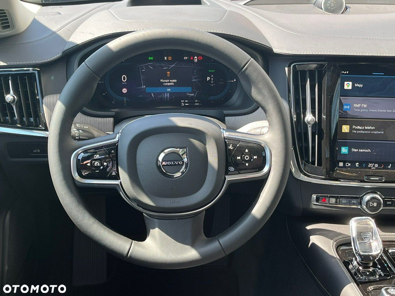 Volvo S90 - 17