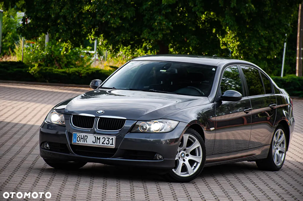 BMW Seria 3 320i - 20