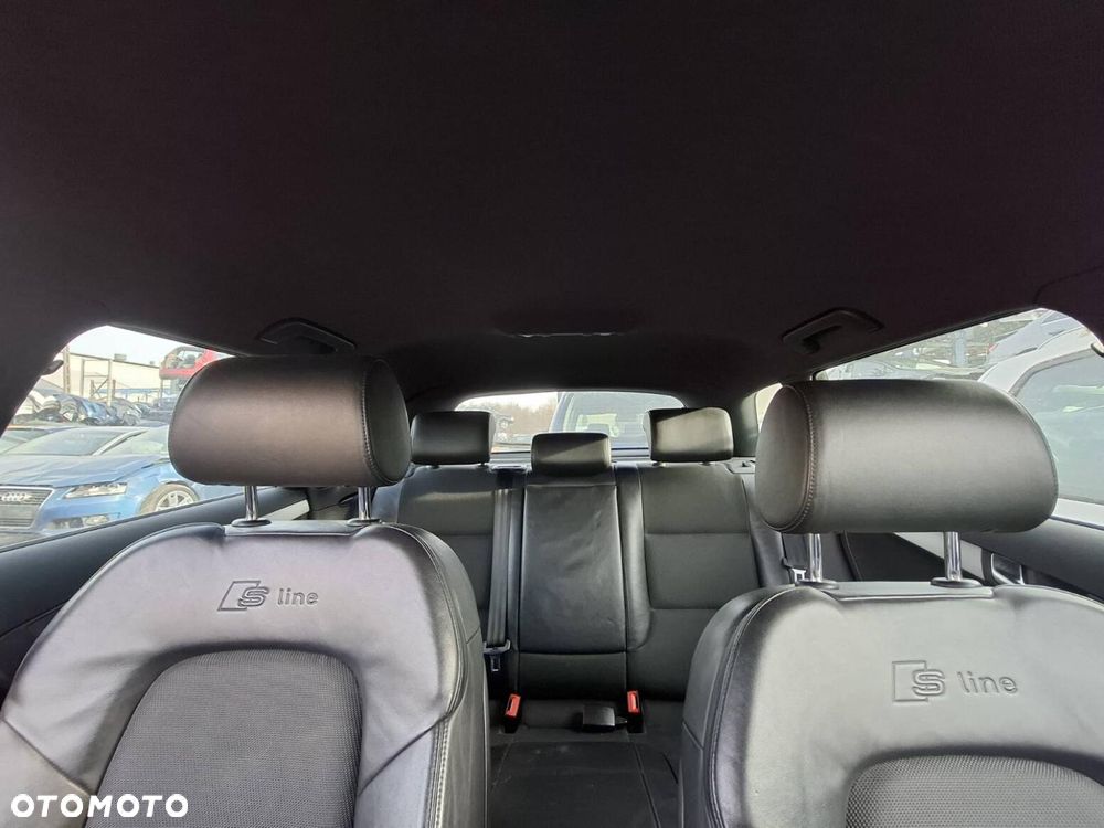 Audi A3 8P 5D S-line Podusfitka Czarna Kpl Słupki Daszki Oświetlenie - 2
