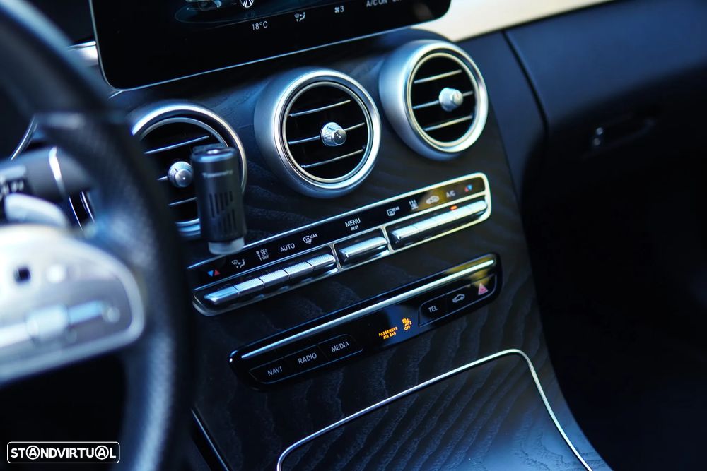 Mercedes-Benz C 300 - 39