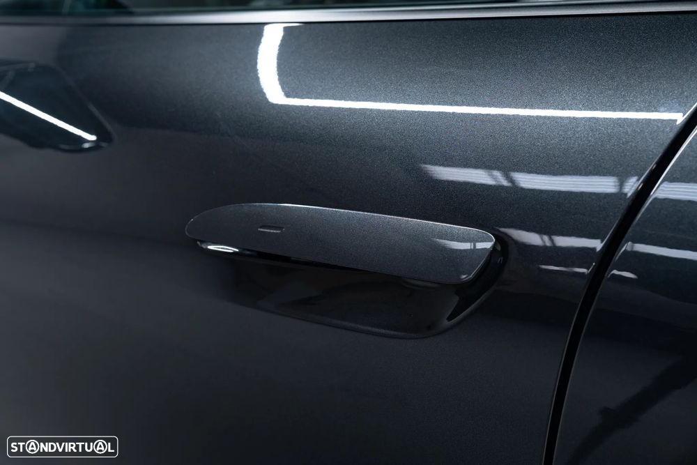 Porsche Taycan Bateria Performance Plus - 16