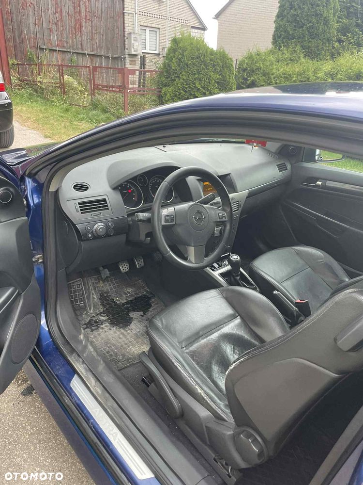 Opel Astra 2.0 T Sport - 4