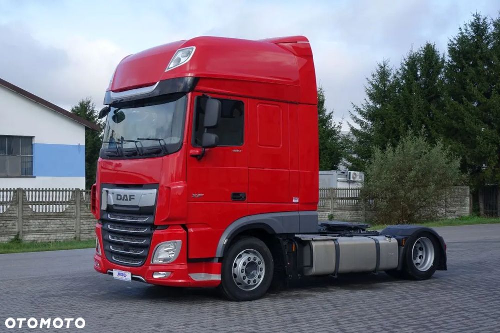 DAF XF 480 FT/ SUPER SPACE CAB / MEGA / LOW DECK / AUTOMAT / EURO 6 / LODÓWKA / DWA ZBIORNIKI / SALON POLSKA