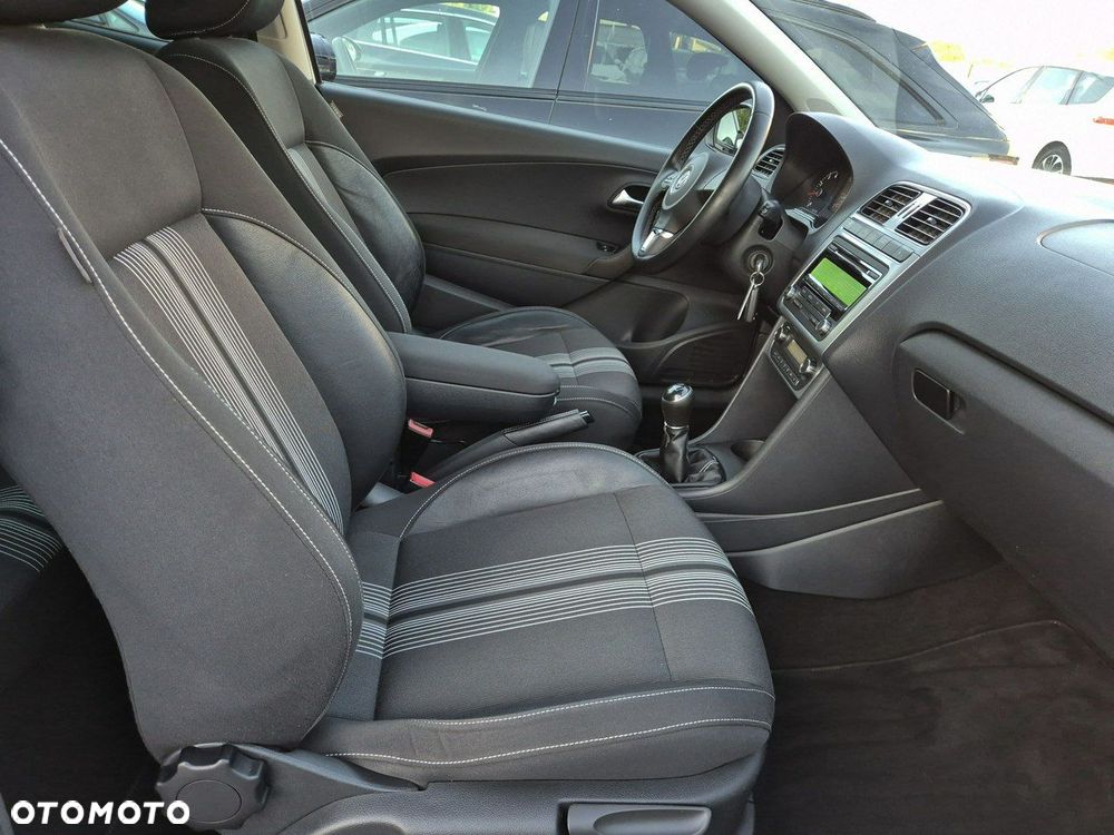 Volkswagen Polo 1.4 MATCH - 21
