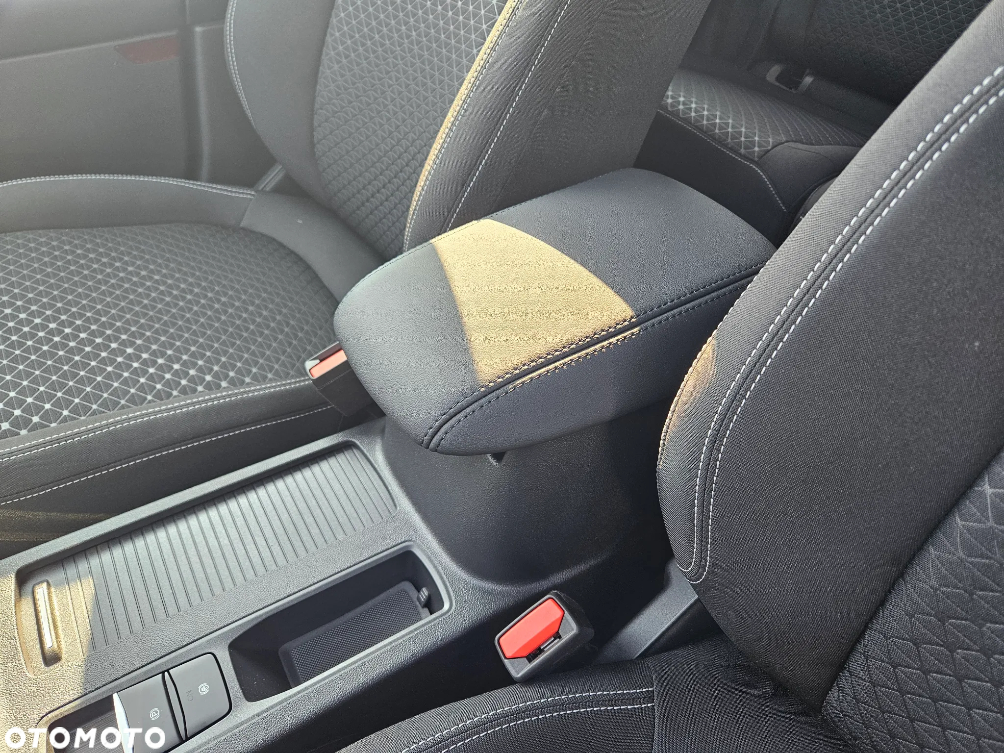 Ford Kuga 1.5 EcoBoost FWD Titanium - 18