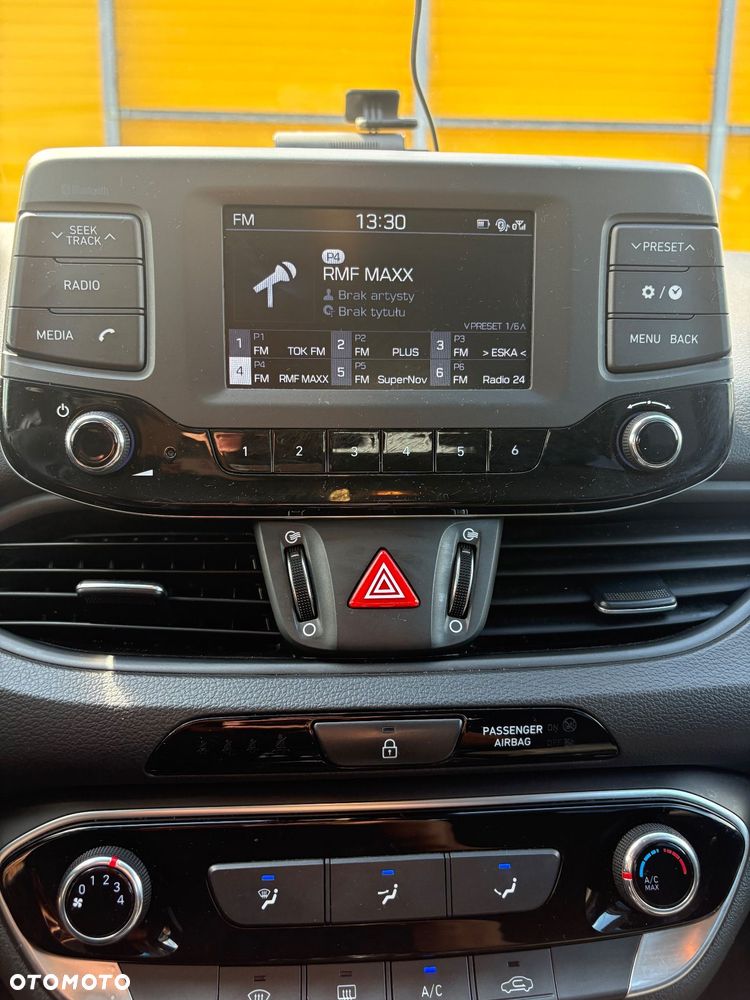 Hyundai i30 1.4 Classic + - 27