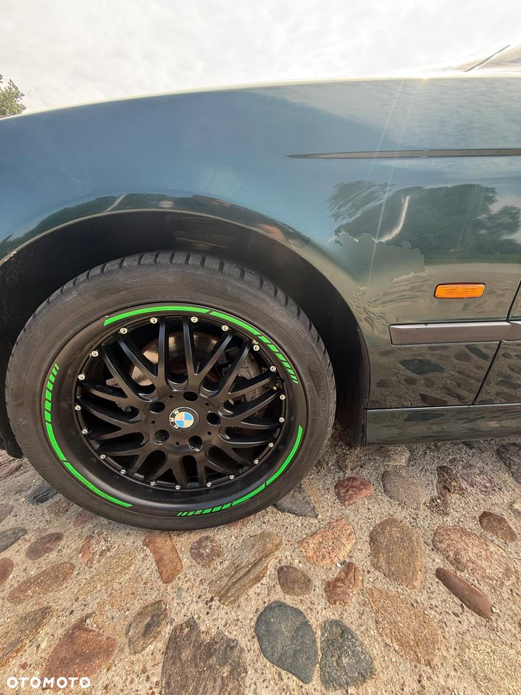 BMW Seria 5 528i - 16