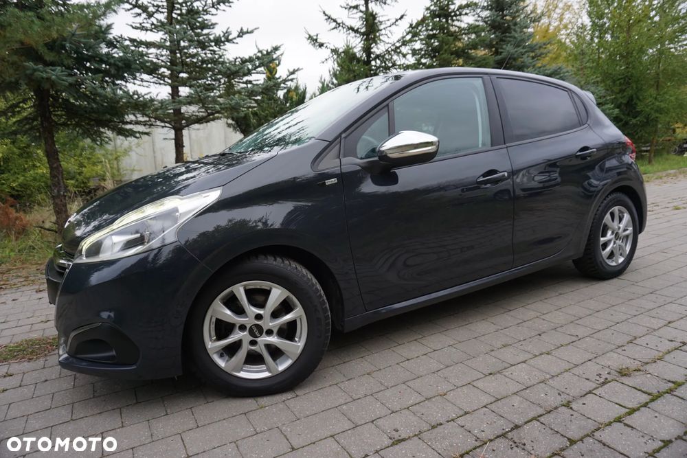 Peugeot 208 - 6