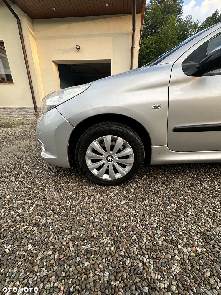 Peugeot 206 plus - 6