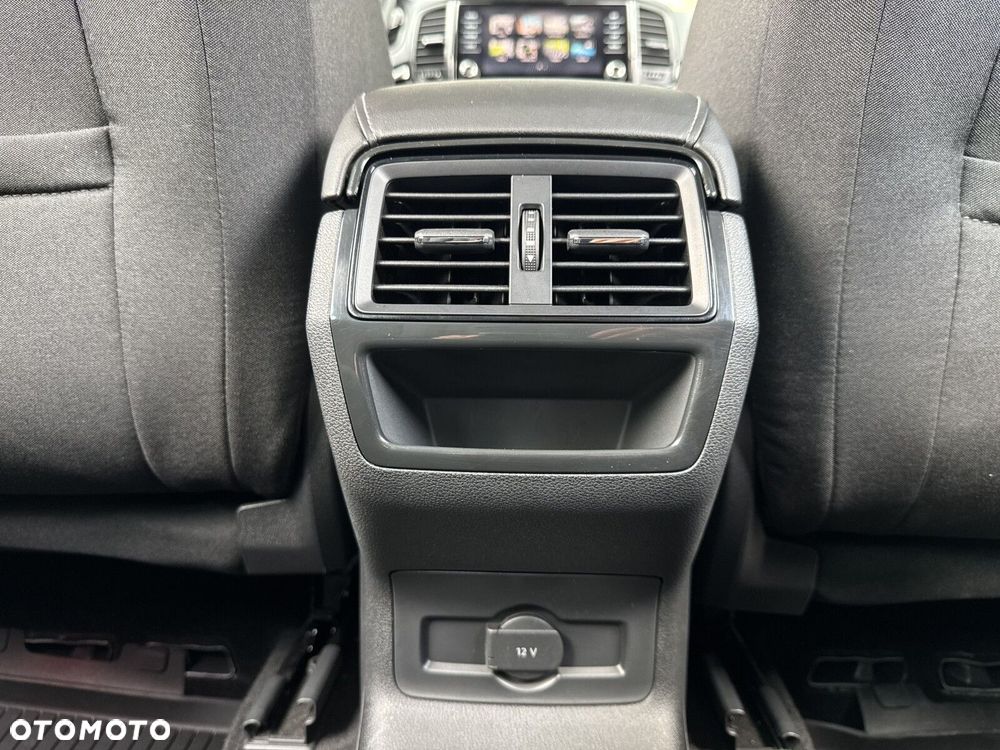 Skoda Karoq 1.5 TSI ACT Selection DSG - 15