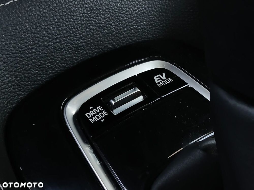Toyota Corolla 2.0 Hybrid GR Sport - 25