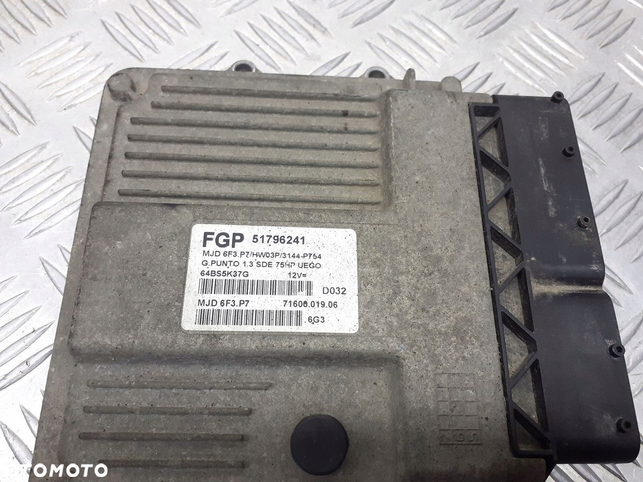 KOMPUTER SILNIKA FIAT GRANDE PUNTO 1.3 JTD 51796241 - 4