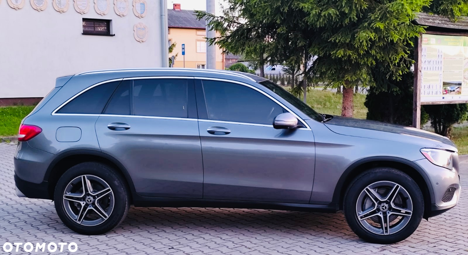 Mercedes-Benz GLC - 7