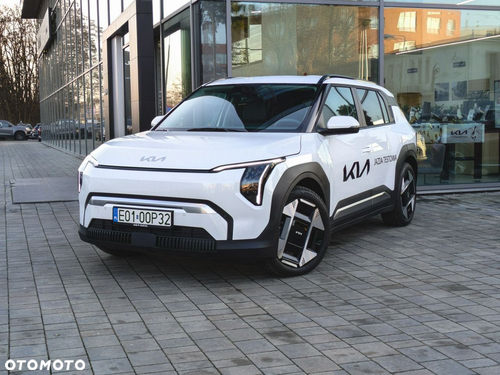 Kia EV3 - 8