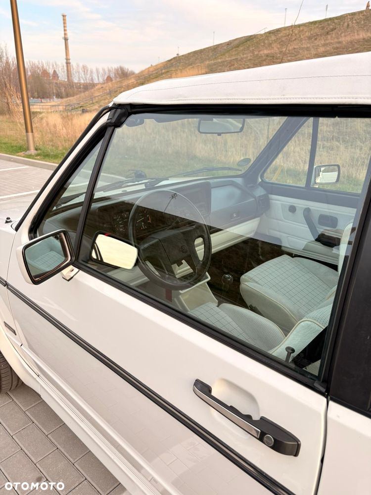 Volkswagen Golf - 9