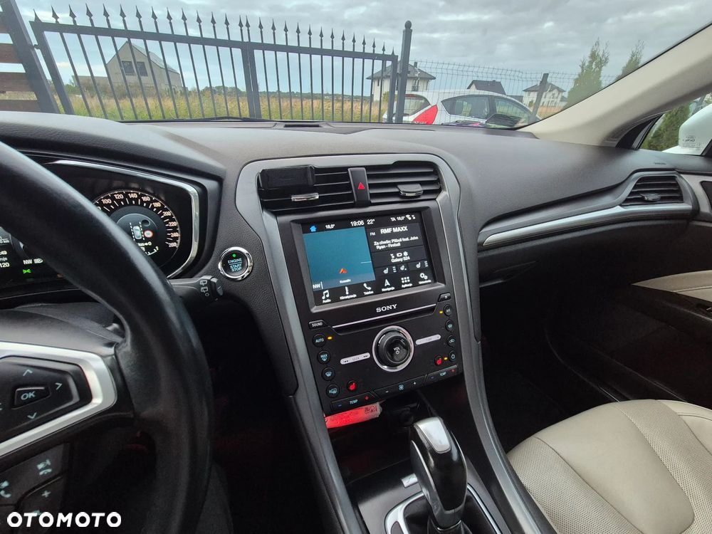 Ford Mondeo 2.0 TDCi Titanium PowerShift - 17