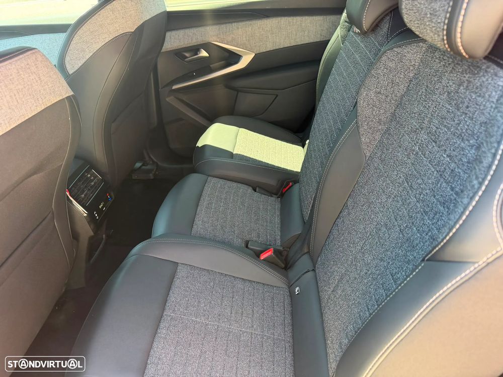 Peugeot 5008 Hybrid 145 e-DSC6 Allure - 36