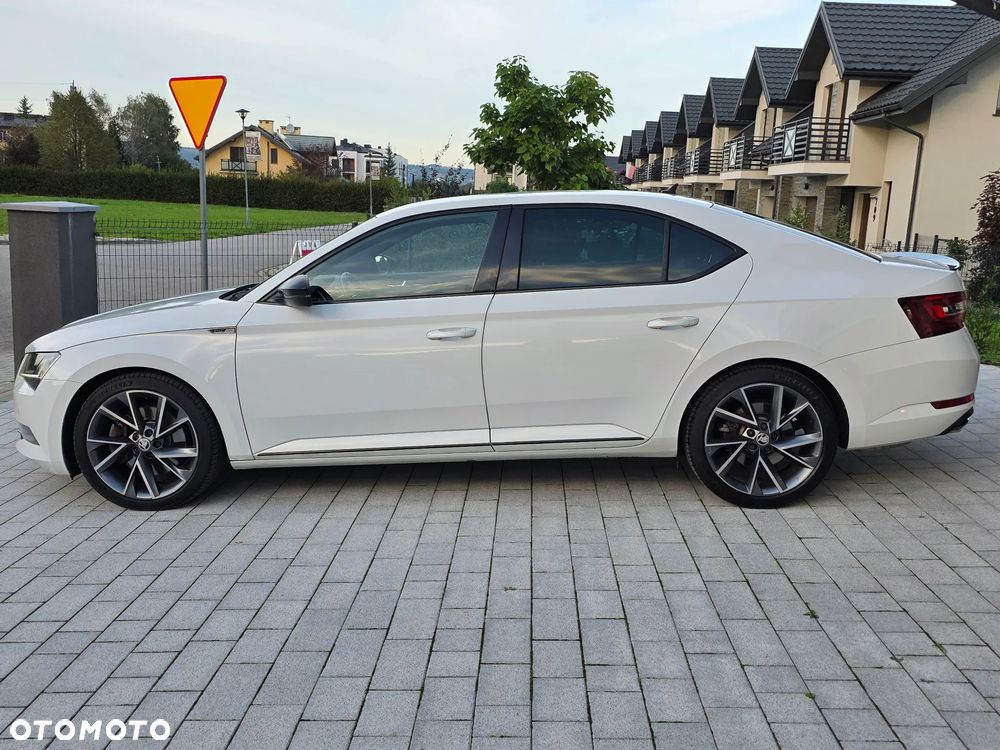 Skoda Superb 2.0 TSI 4x4 Sportline DSG - 2