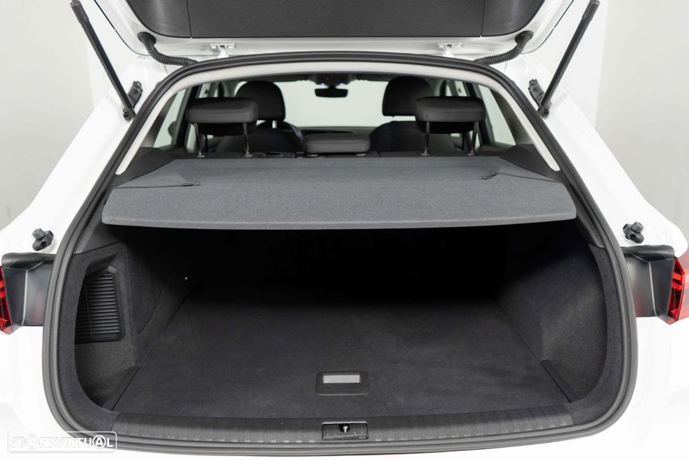 Audi Q3 45 TFSIe S tronic - 12