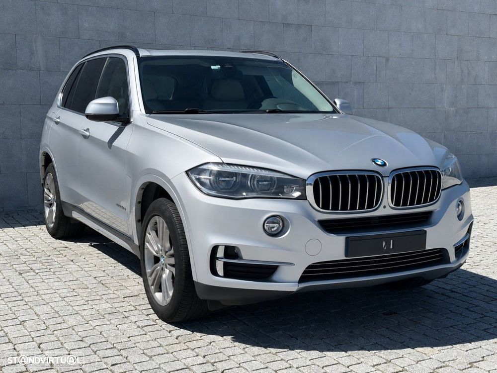 BMW X5 xDrive40e — fotografia 3