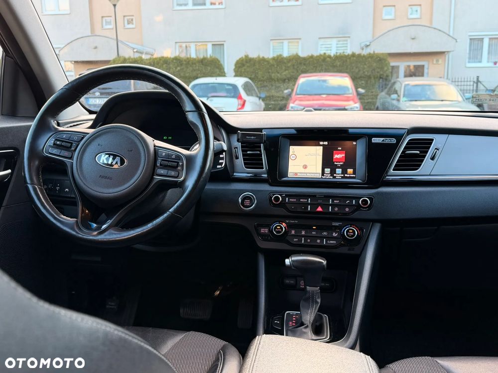 Kia Niro 1.6 GDI Hybrid L - 14