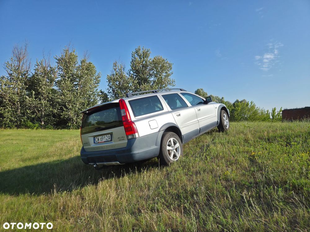Volvo XC 70 D5 AWD Automatik - 16