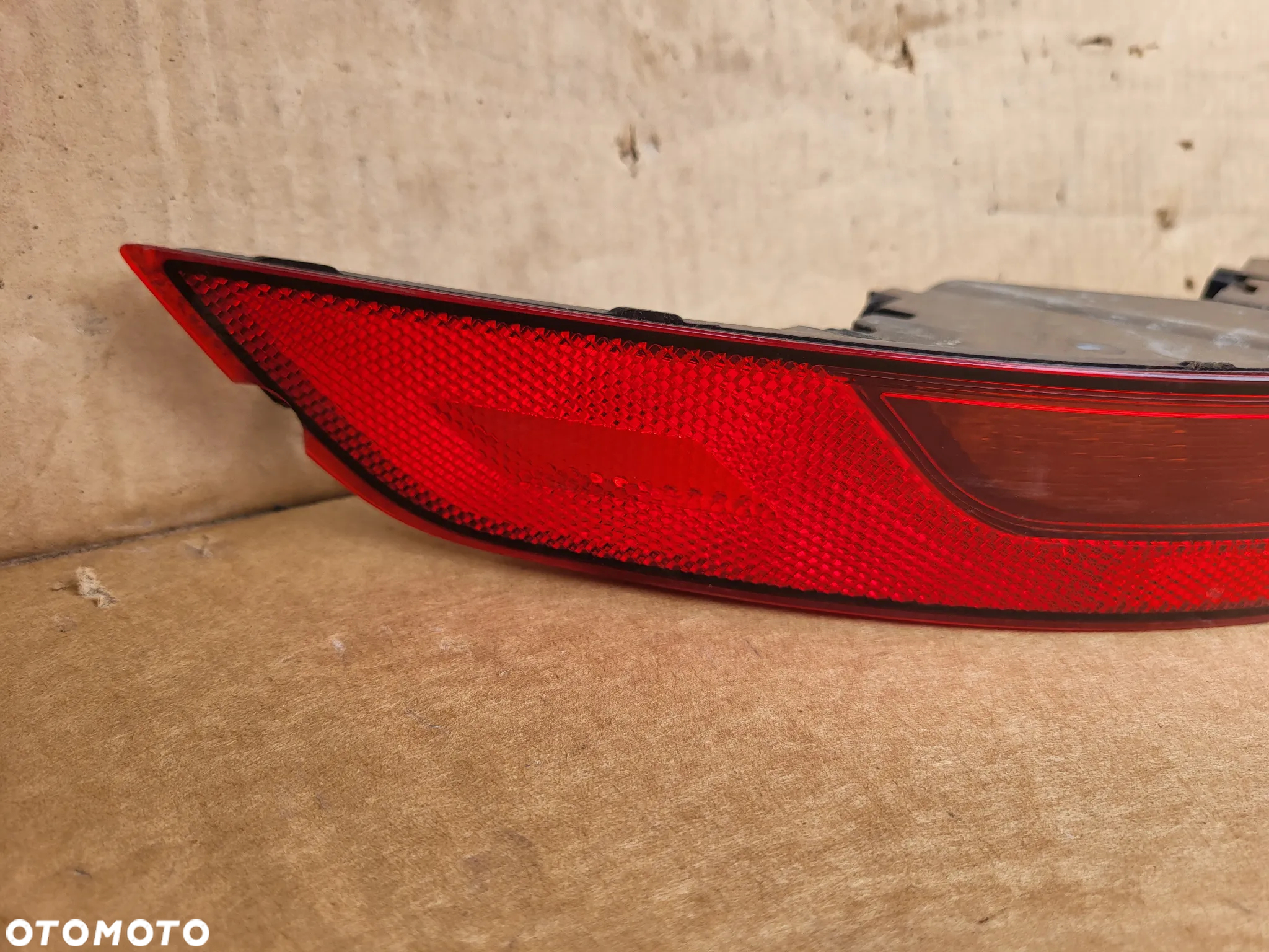 LAMPA TYL W ZDERZAK AUDI Q5 II 80A945070B 80A945069B - 17