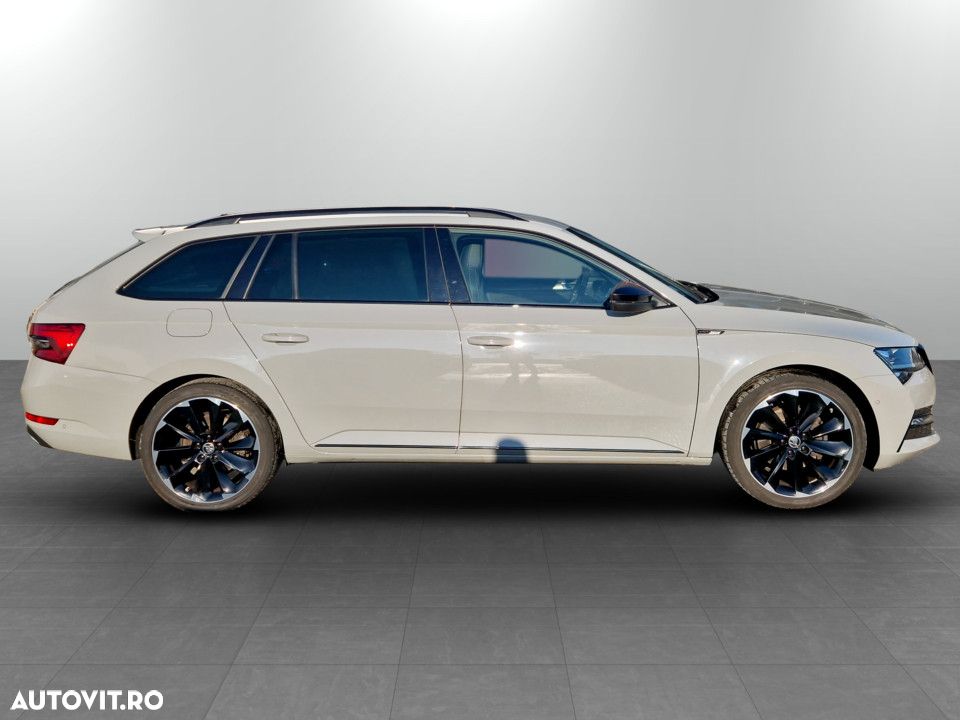 Skoda Superb 2.0 TDI DSG Sportline - 6