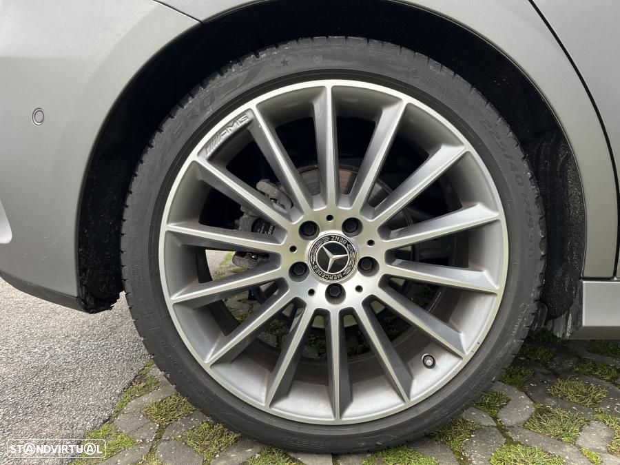 Mercedes-Benz A 200 d AMG Line Aut. - 19