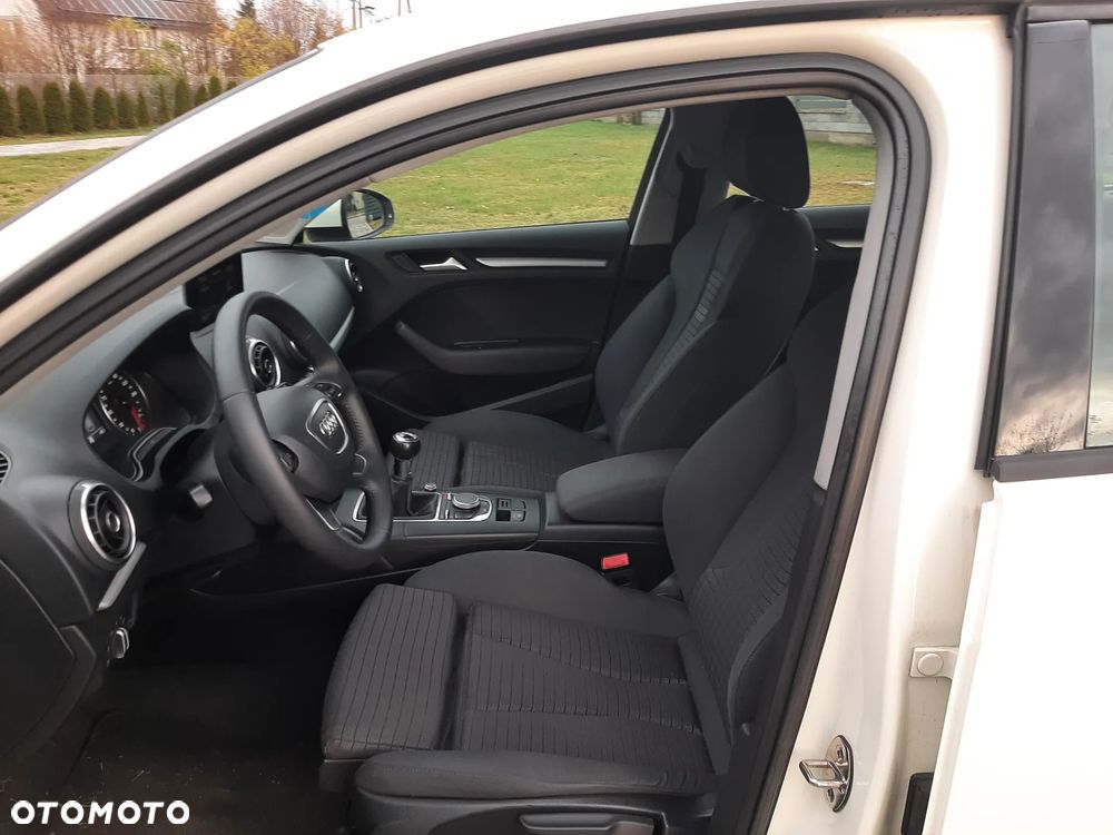 Audi A3 Sportback 2.0 TDI (clean diesel) S line Sportpaket - 6