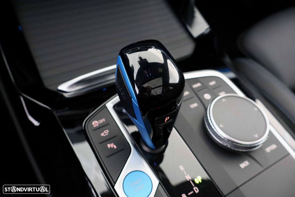 BMW iX3 M Sport Inspiring - 58