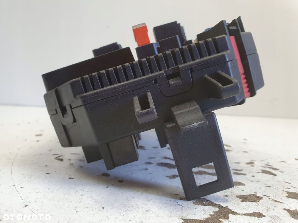 Mercedes C216 W216 CL63 SKRZYNKA BEZPIECZNIKÓW moduł SAM BSI A2219067300 - 5