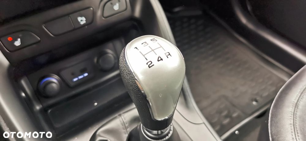 Hyundai ix35 2.0 2WD Style - 4