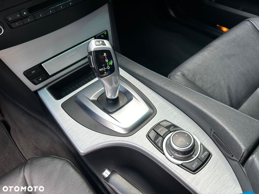 BMW Seria 5 523i Edition Lifestyle - 24