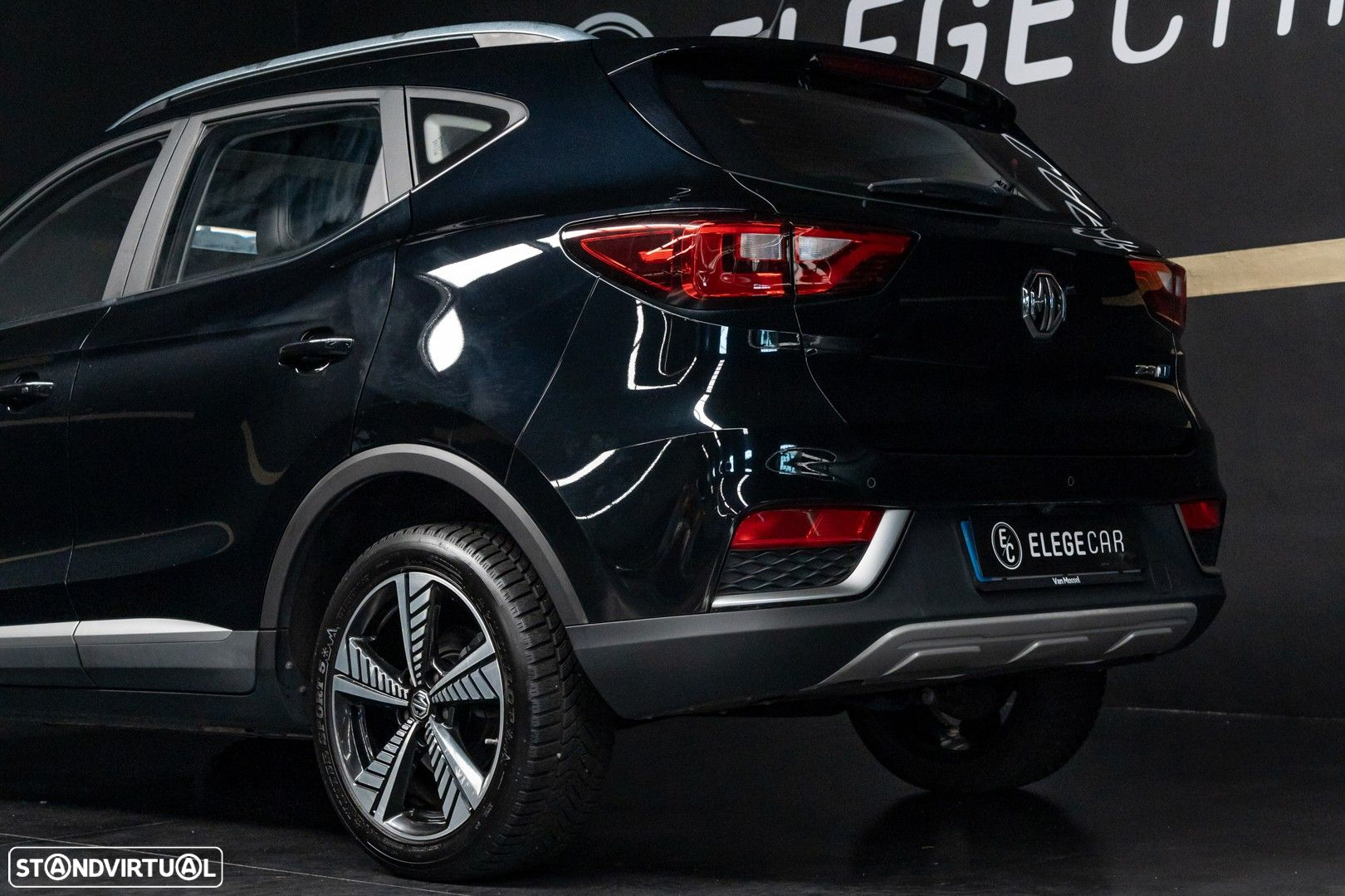 MG ZS - 10