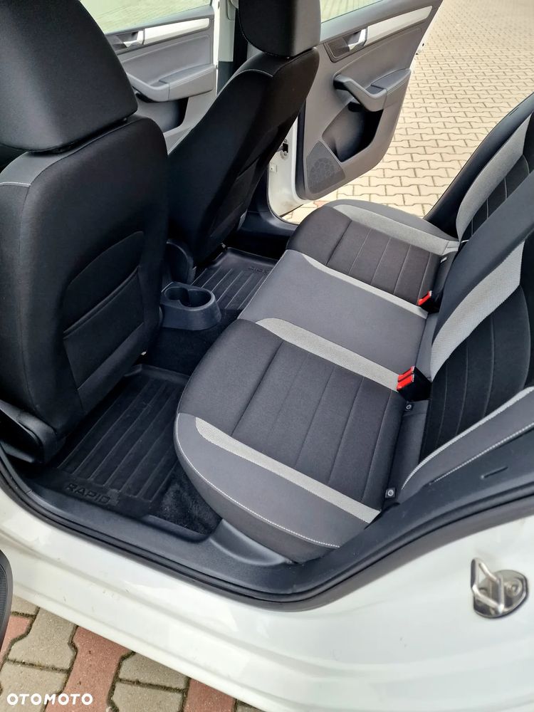 Skoda RAPID 1.4 TDI DPF Ambition - 27