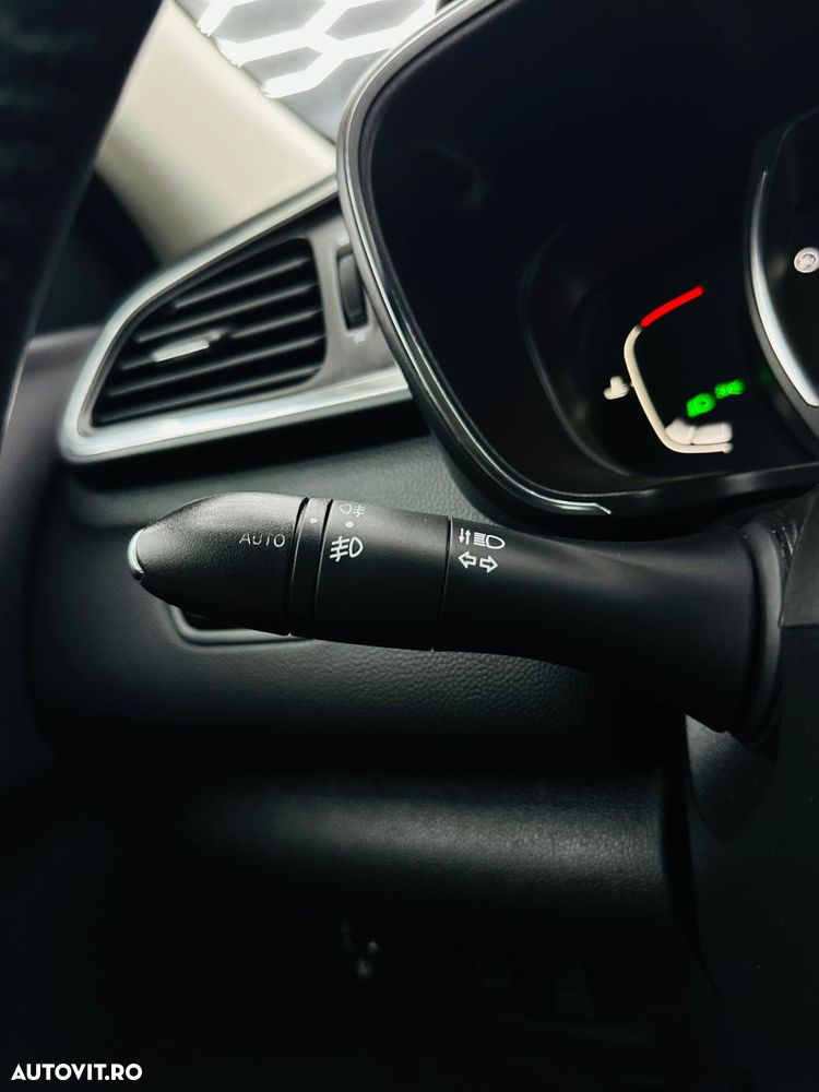 Renault Kadjar Energy dCi 110 EDC LIMITED - 31