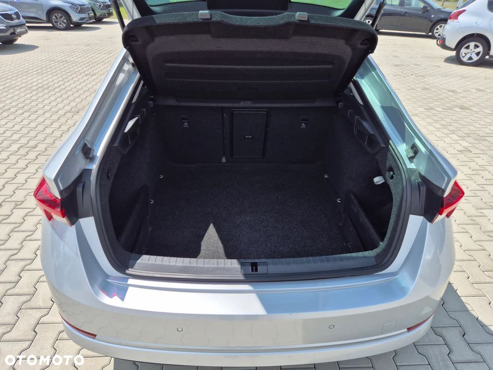 Skoda Octavia 2.0 TDI Ambition DSG - 34