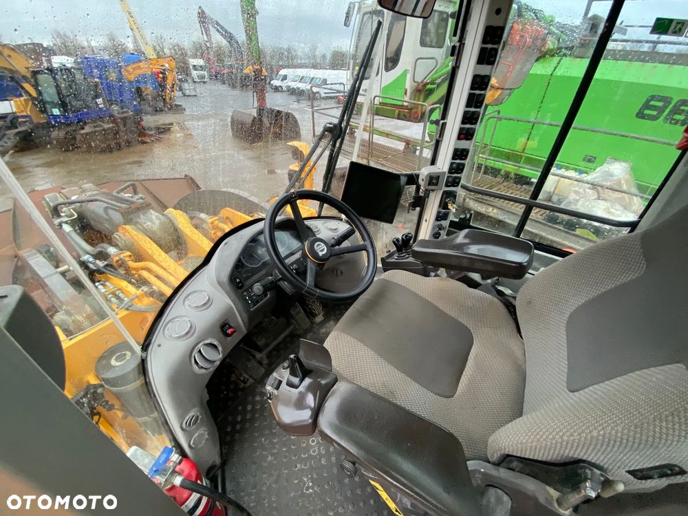 Volvo L260H 2018r - 10