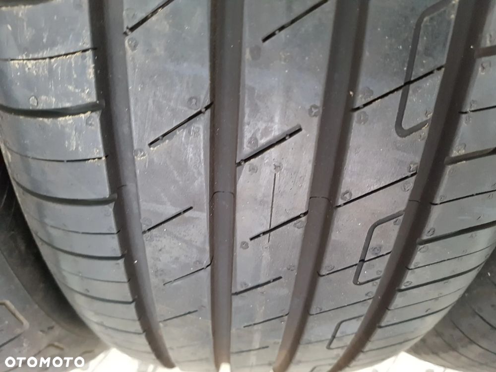 GOODYEAR EFIFICENT GRIP PERFORMANCE   215/50R17  215/50/17 - 11