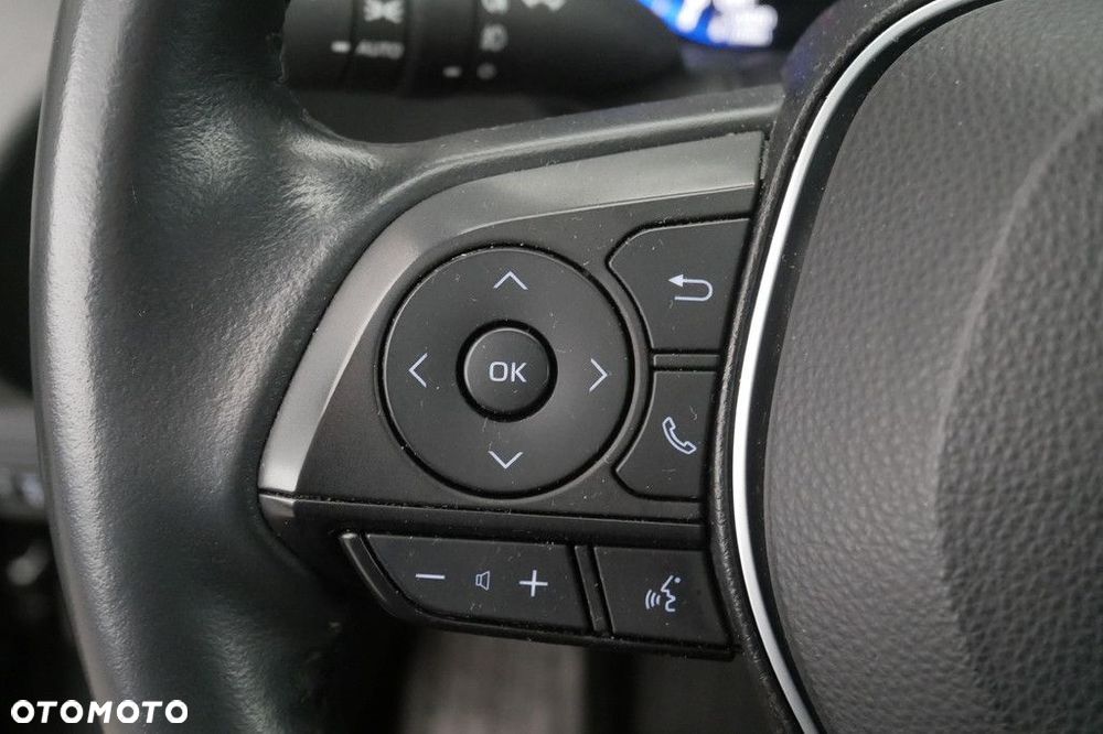 Toyota Corolla 1.8 Hybrid Comfort - 23