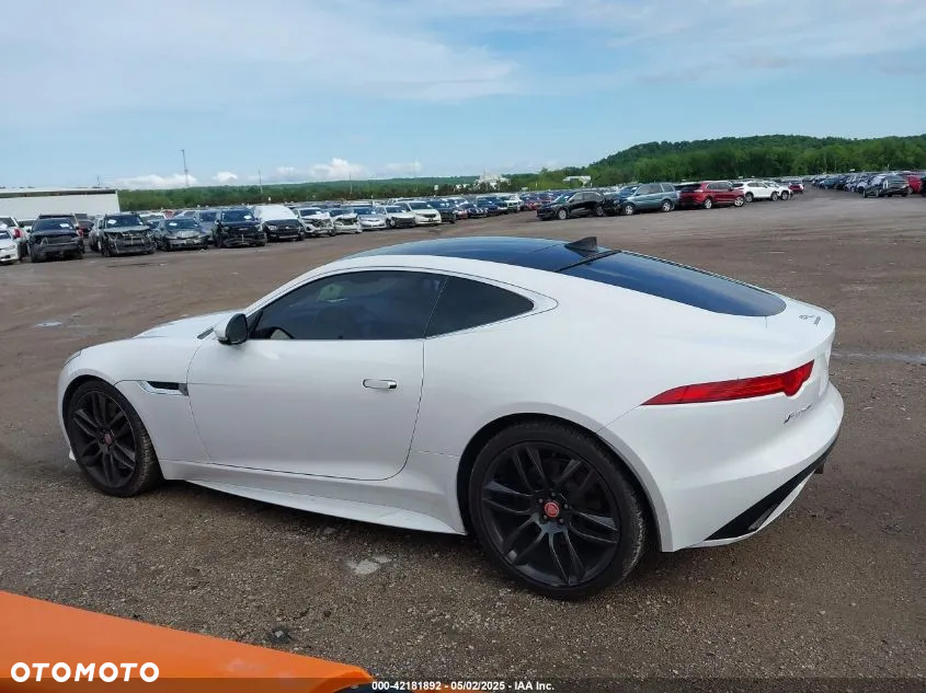 Jaguar F-Type - 7