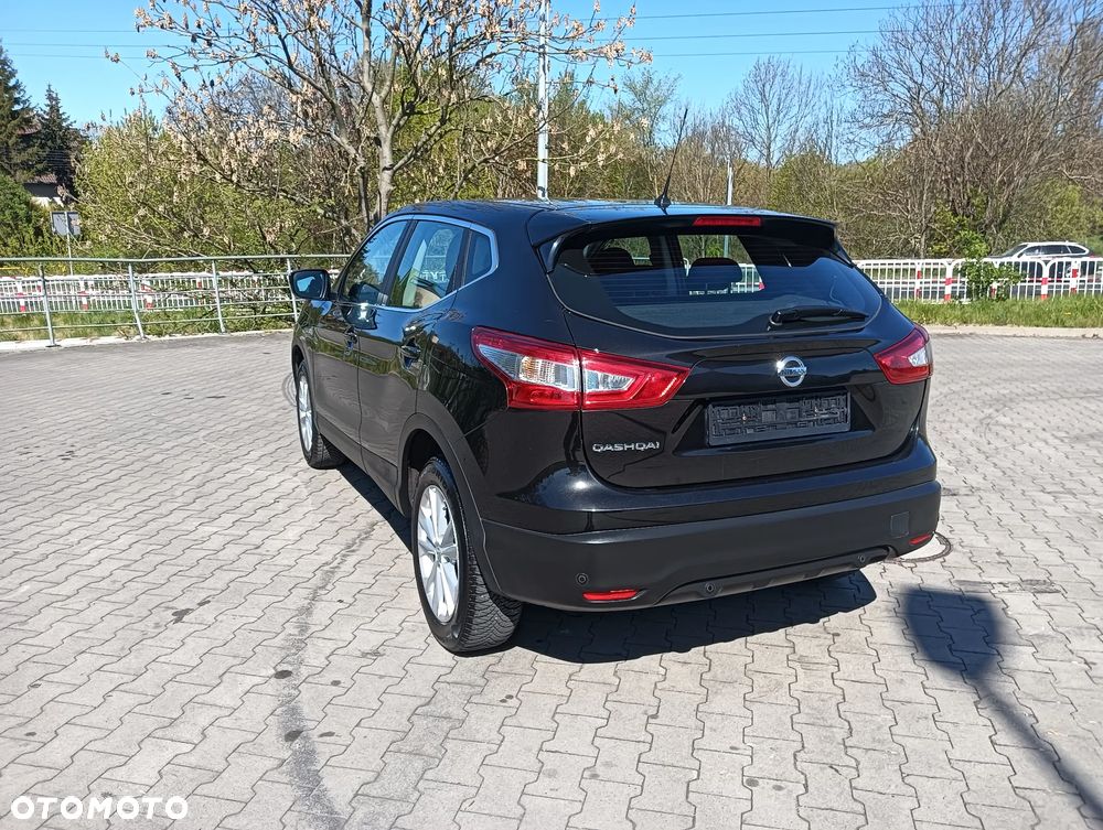 Nissan Qashqai 1.2 DIG-T N-Vision - 12