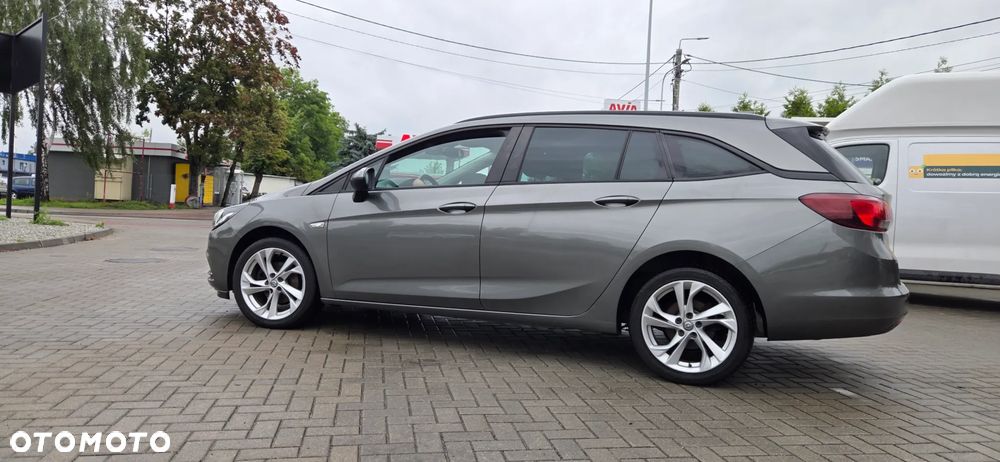 Opel Astra 1.4 Turbo Innovation - 11