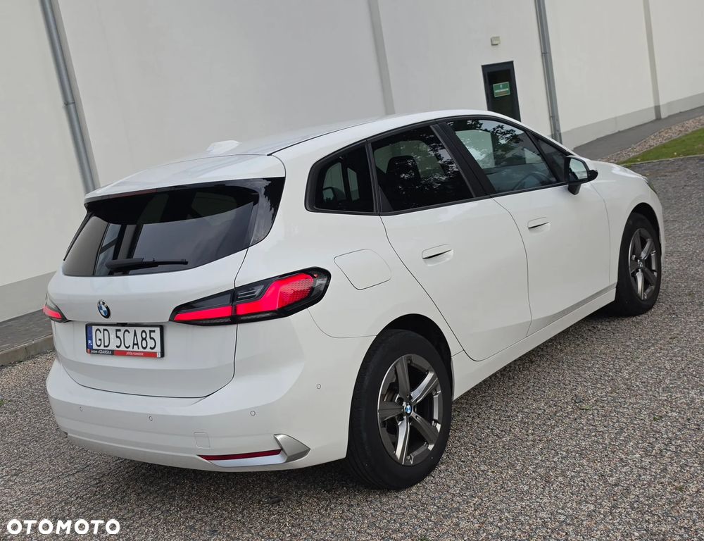 BMW Seria 2 218d - 30