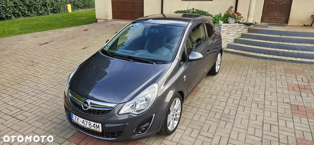 Opel Corsa 1.4 16V 150 Jahre - 17