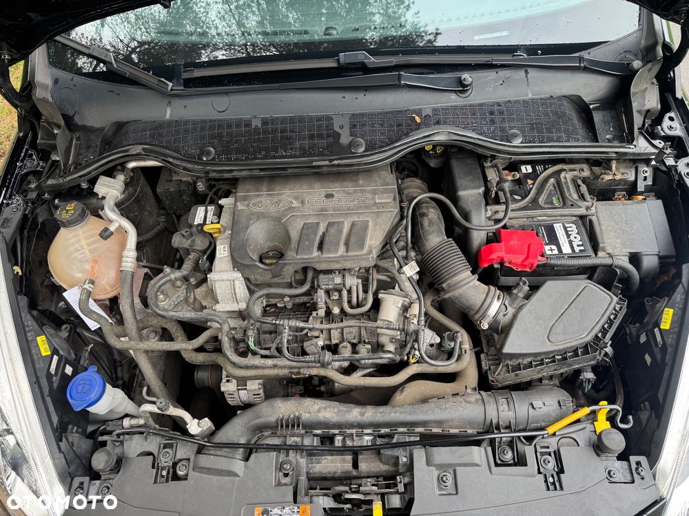 Ford Fiesta 1.0 EcoBoost S&S TITANIUM - 36