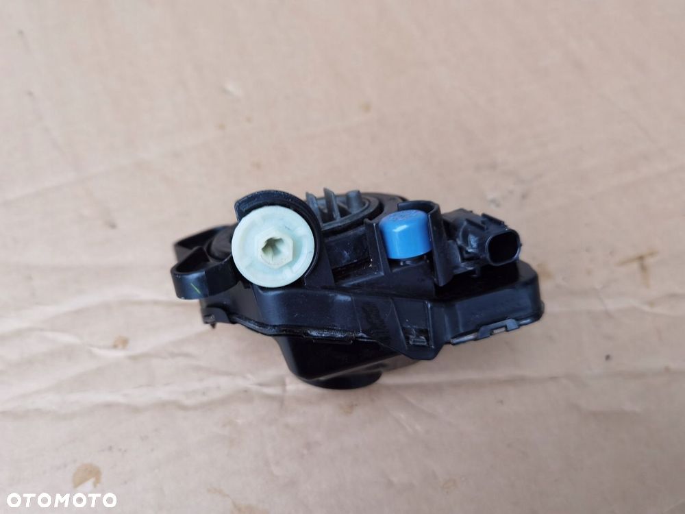 Halogen przedni lewy LED Mazda CX-3 CX3 2015- - 7