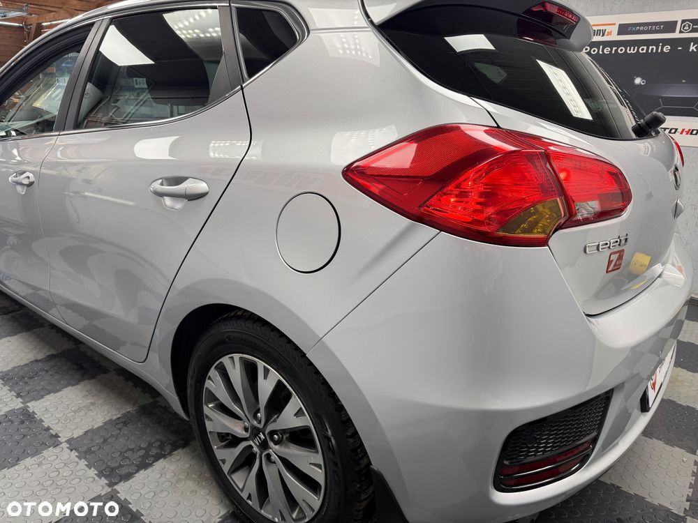 Kia Ceed - 23